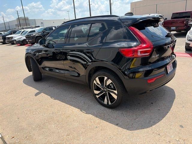 Volvo XC40 B5 Plus Dark AWD 2026