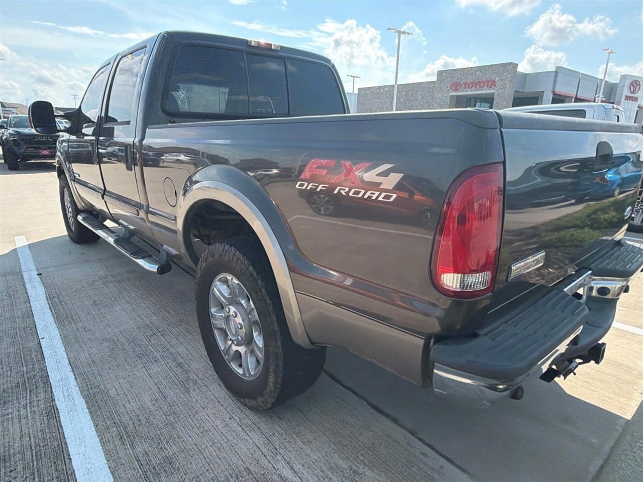 Ford F-250 SD XLT Crew Cab Long Bed 4WD 2006