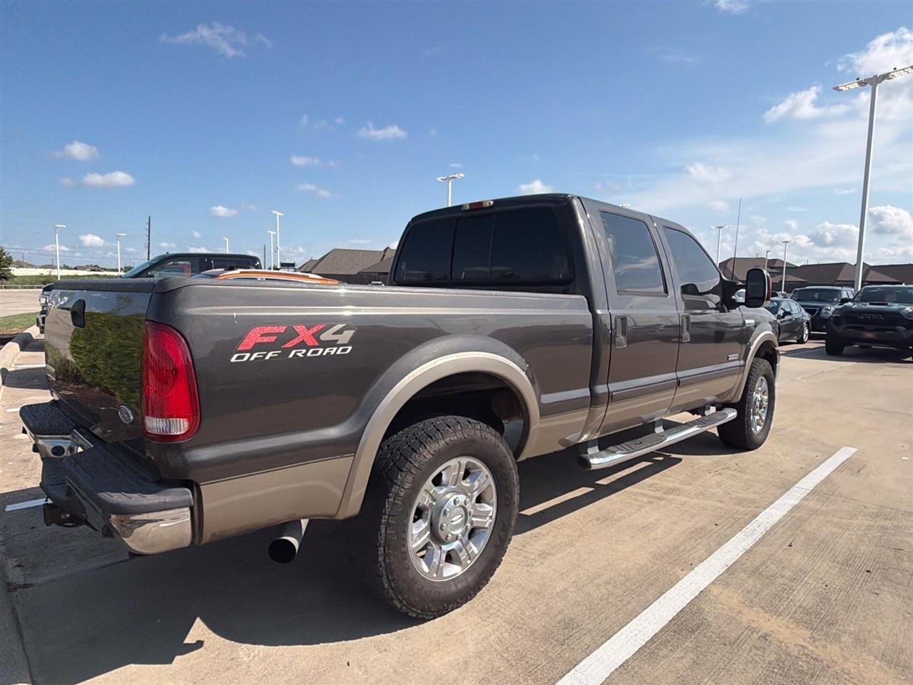 Ford F-250 SD XLT Crew Cab Long Bed 4WD 2006