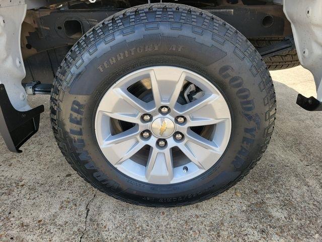 Chevrolet Silverado 1500 LT Crew Cab 2WD 2025