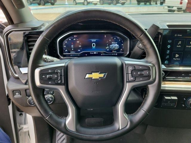 Chevrolet Silverado 1500 LT Crew Cab 2WD 2025