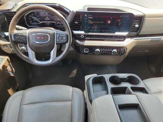 GMC Sierra 1500 SLT Crew Cab 4WD 2024
