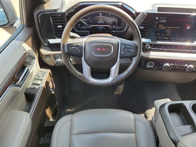 GMC Sierra 1500 SLT Crew Cab 4WD 2024