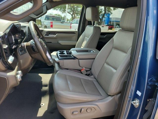 GMC Sierra 1500 SLT Crew Cab 4WD 2024