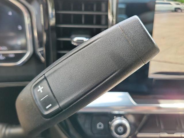 GMC Sierra 1500 SLT Crew Cab 4WD 2024