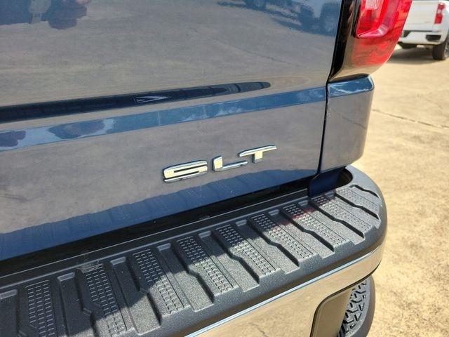 GMC Sierra 1500 SLT Crew Cab 4WD 2024