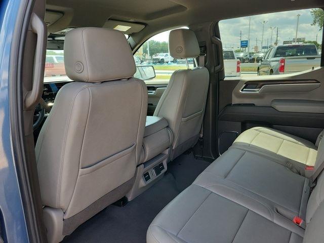 GMC Sierra 1500 SLT Crew Cab 4WD 2024