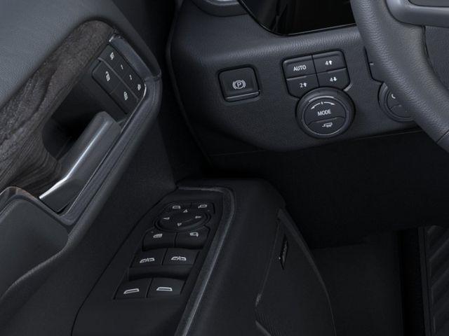 Chevrolet Silverado 1500 LTZ Crew Cab 4WD 2026