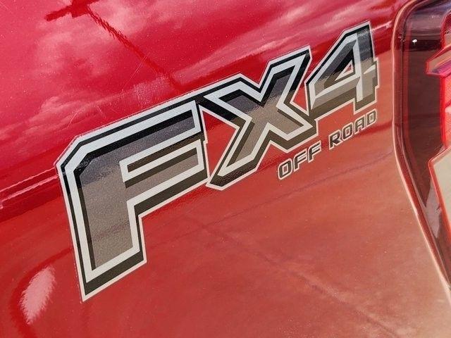 Ford F-150 XLT SuperCrew 4WD 2024
