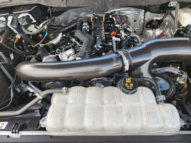 Ford F-150 XLT SuperCrew 4WD 2024