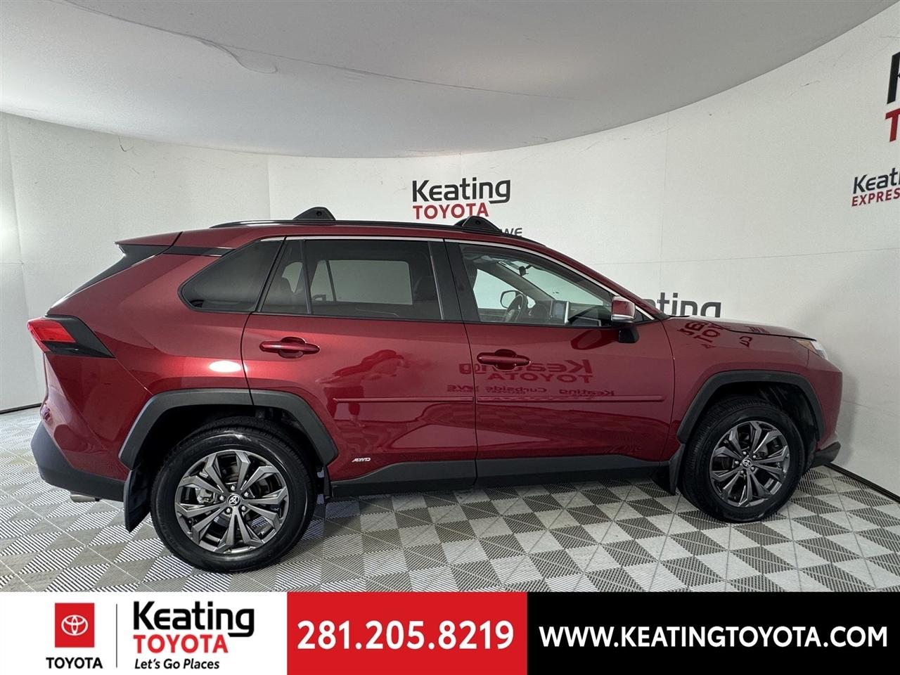 Toyota RAV4 Hybrid XLE Premium 2024