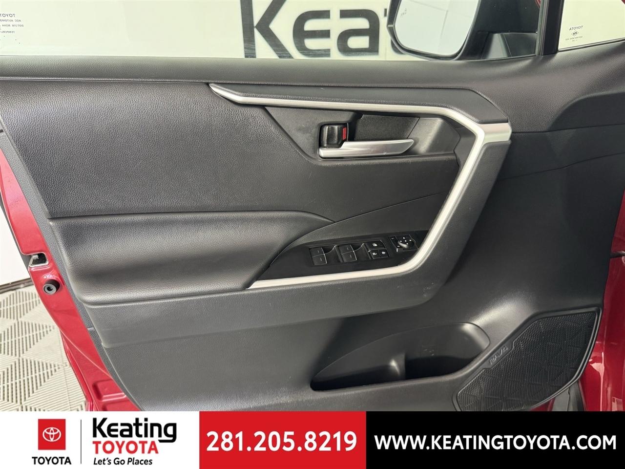 Toyota RAV4 Hybrid XLE Premium 2024