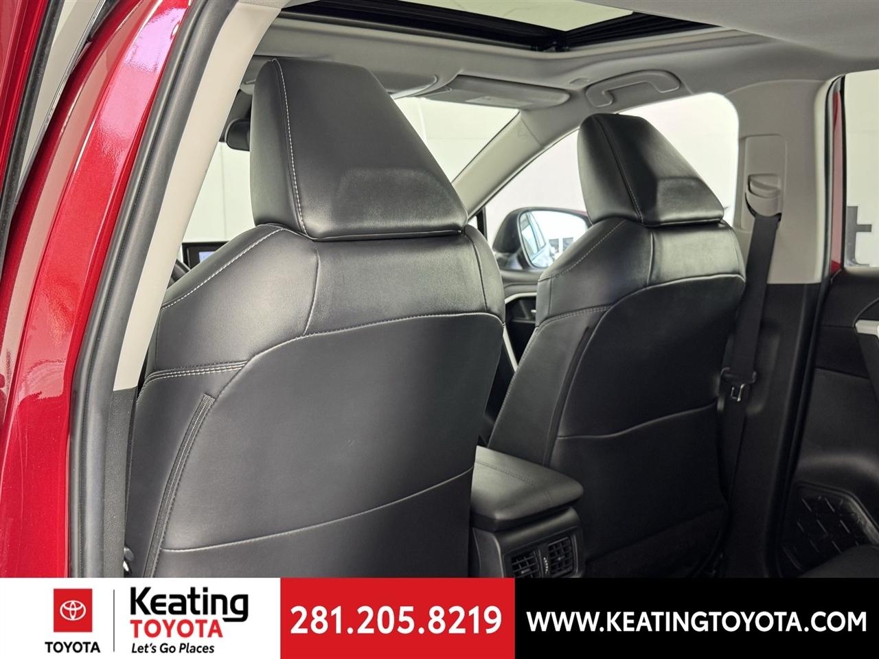 Toyota RAV4 Hybrid XLE Premium 2024