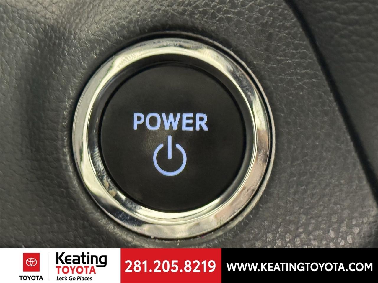 Toyota RAV4 Hybrid XLE Premium 2024