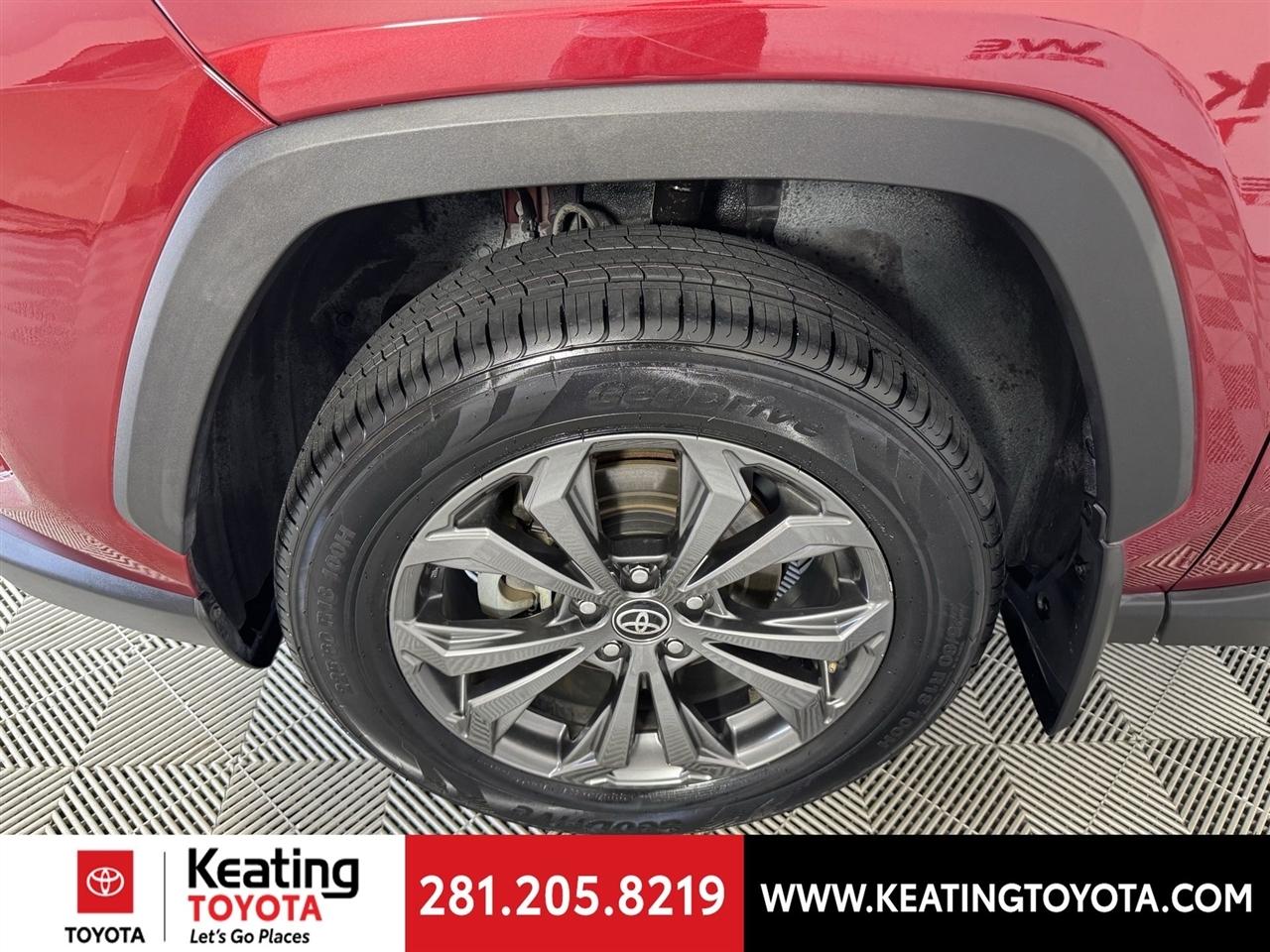 Toyota RAV4 Hybrid XLE Premium 2024