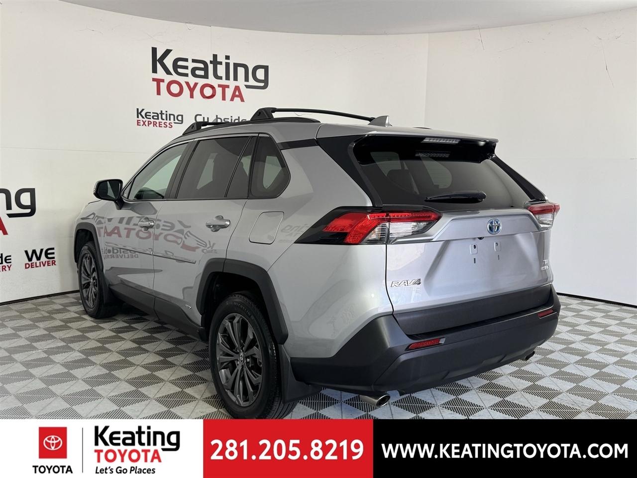 Toyota RAV4 Hybrid XLE Premium 2024
