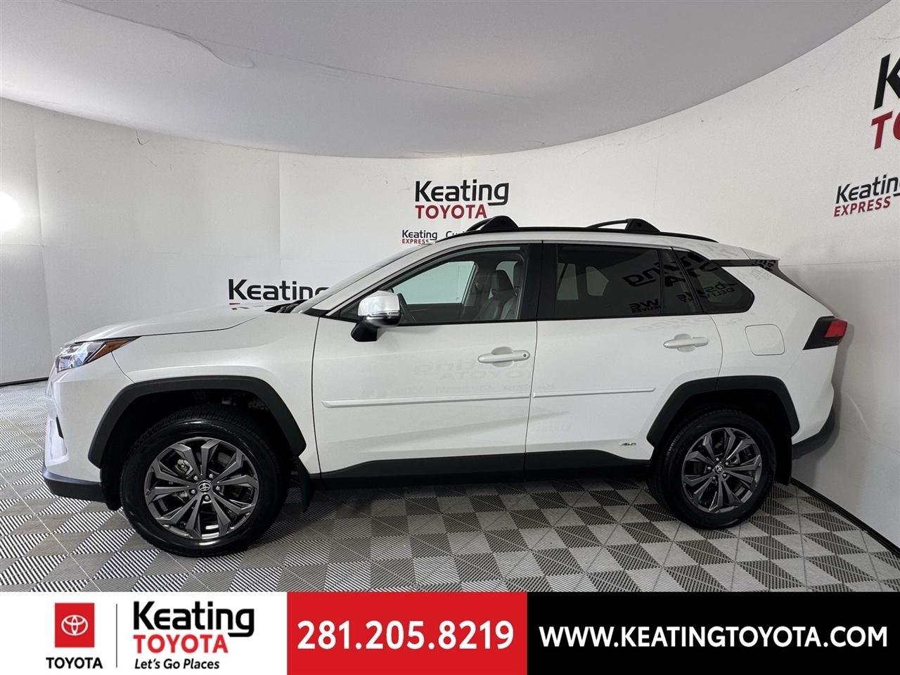 Toyota RAV4 Hybrid XLE Premium 2024