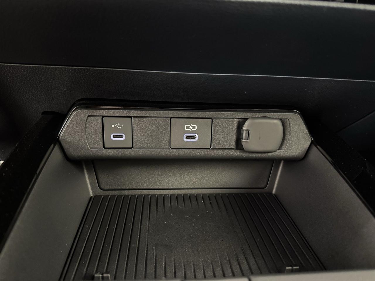 Toyota Prius Plug-In Hybrid Nightshade 2027