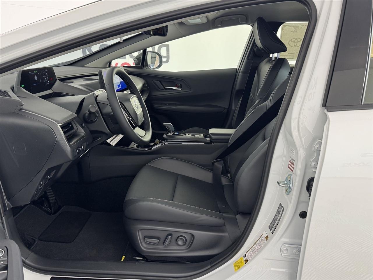 Toyota Prius Plug-In Hybrid Nightshade 2027