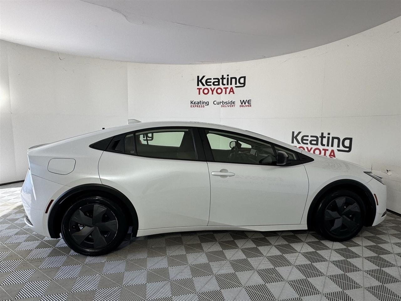 Toyota Prius LE 2024