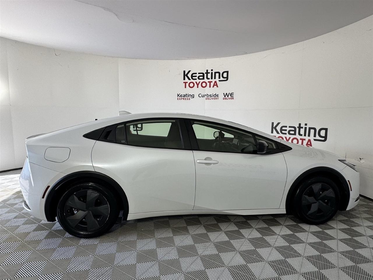 Toyota Prius LE 2024
