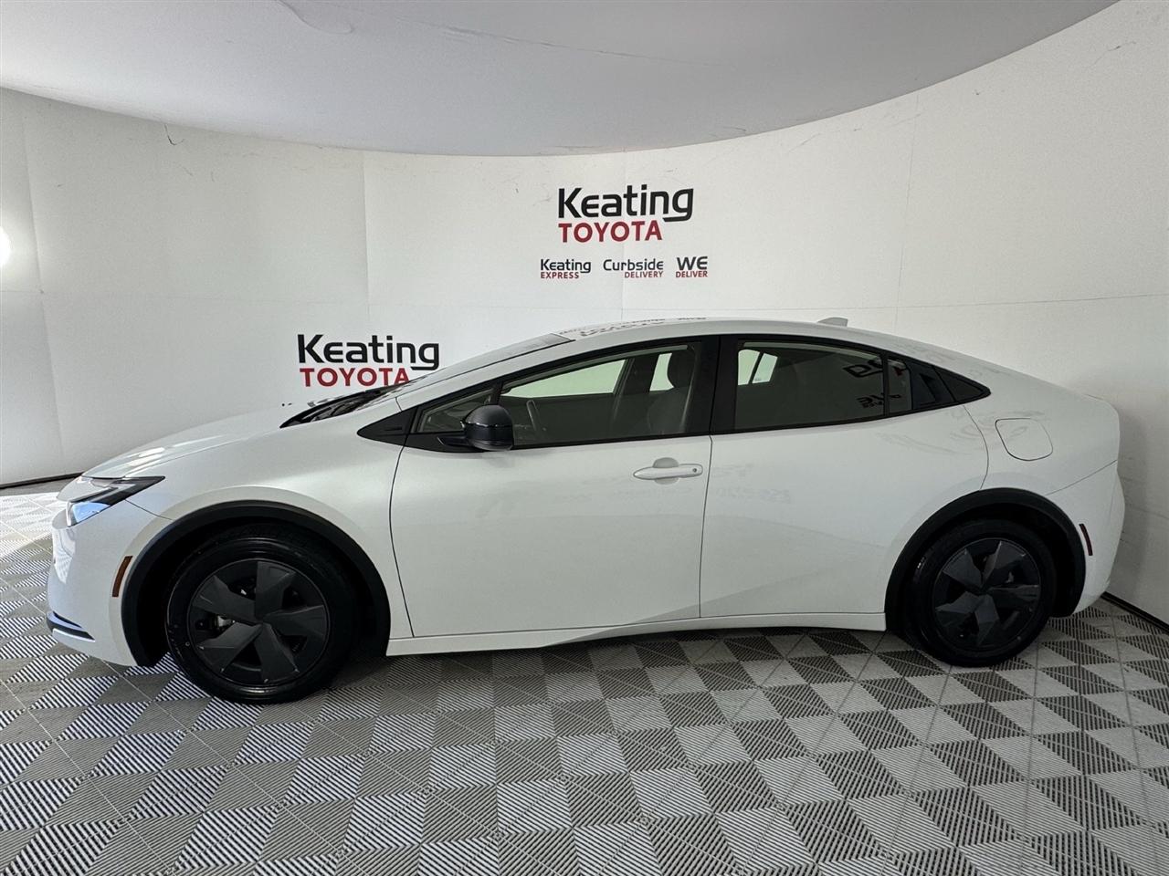 Toyota Prius LE 2024