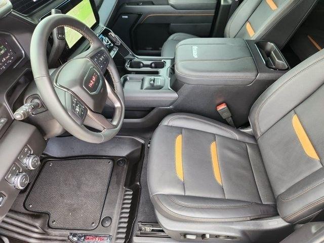 GMC Sierra 2500HD AT4 Crew Cab 4WD 2026