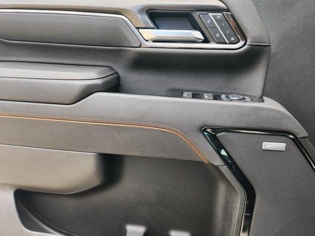 GMC Sierra 2500HD AT4 Crew Cab 4WD 2026
