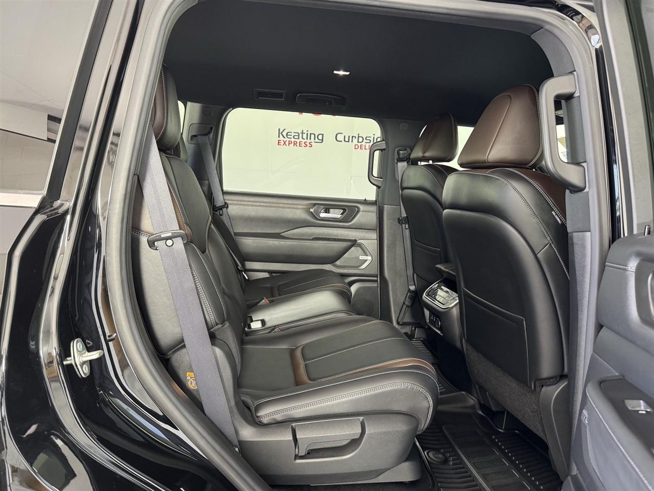 Nissan Armada SL 4WD 2026