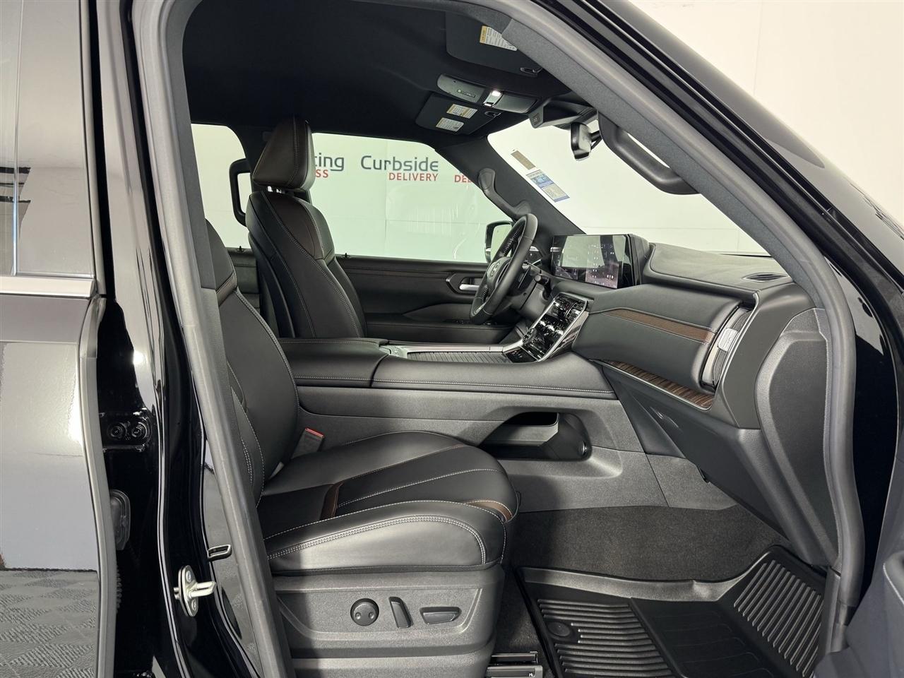 Nissan Armada SL 4WD 2026