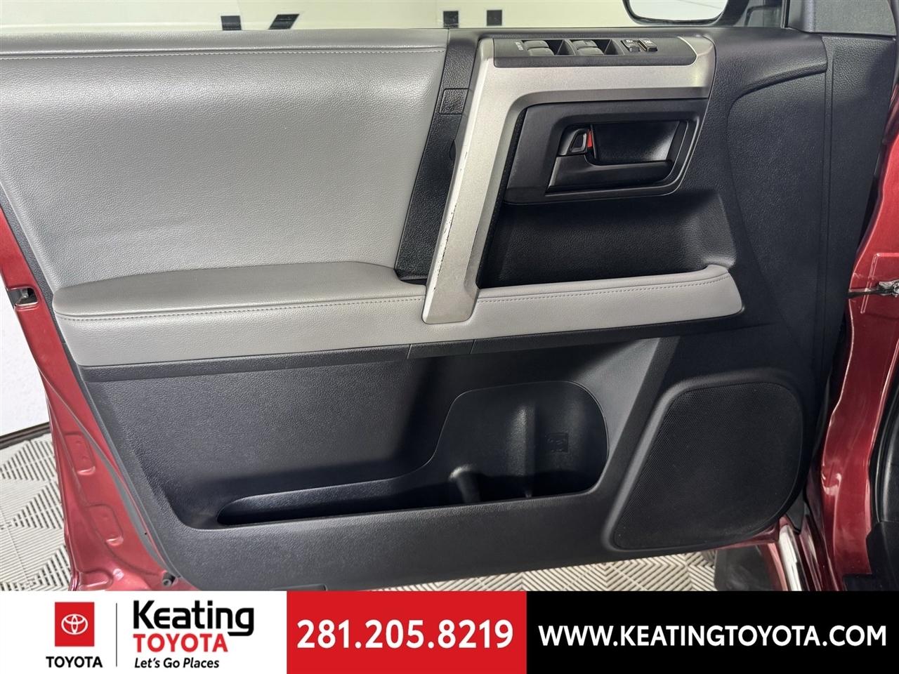 Toyota 4Runner SR5 4WD 2012