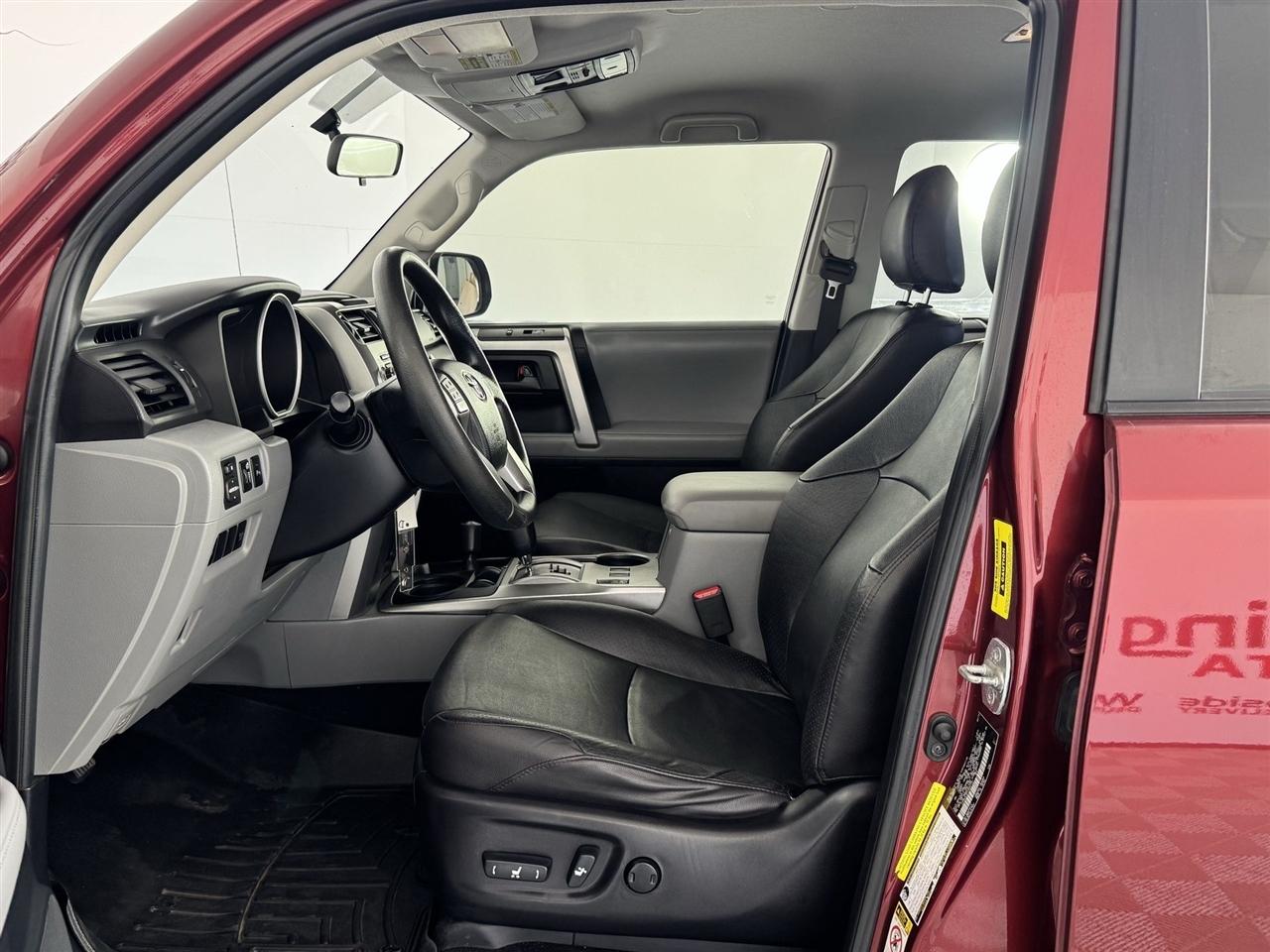 Toyota 4Runner SR5 4WD 2012