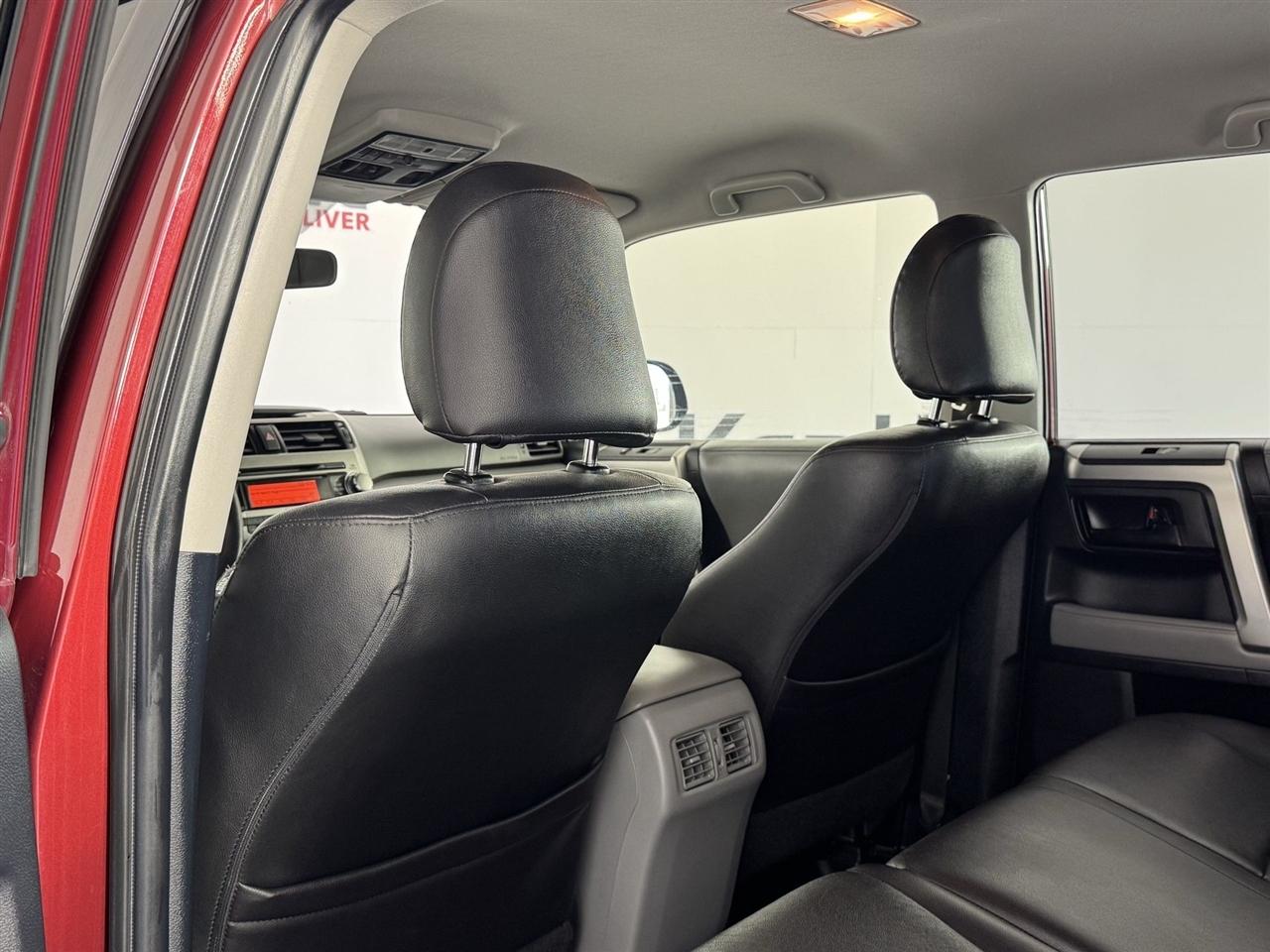 Toyota 4Runner SR5 4WD 2012