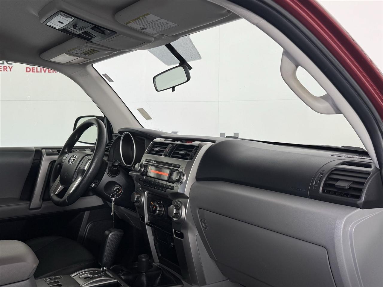 Toyota 4Runner SR5 4WD 2012