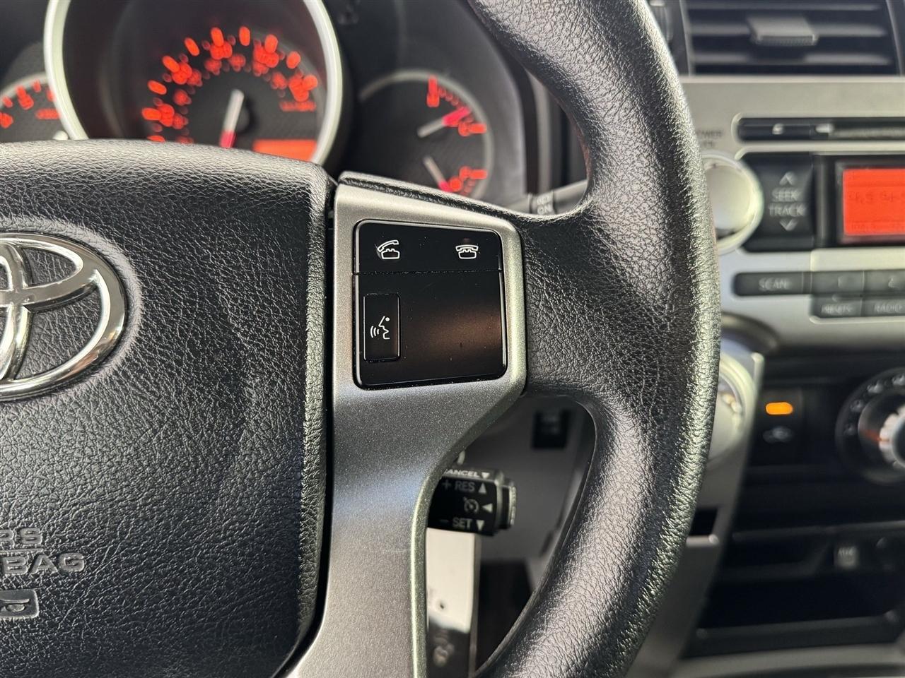 Toyota 4Runner SR5 4WD 2012