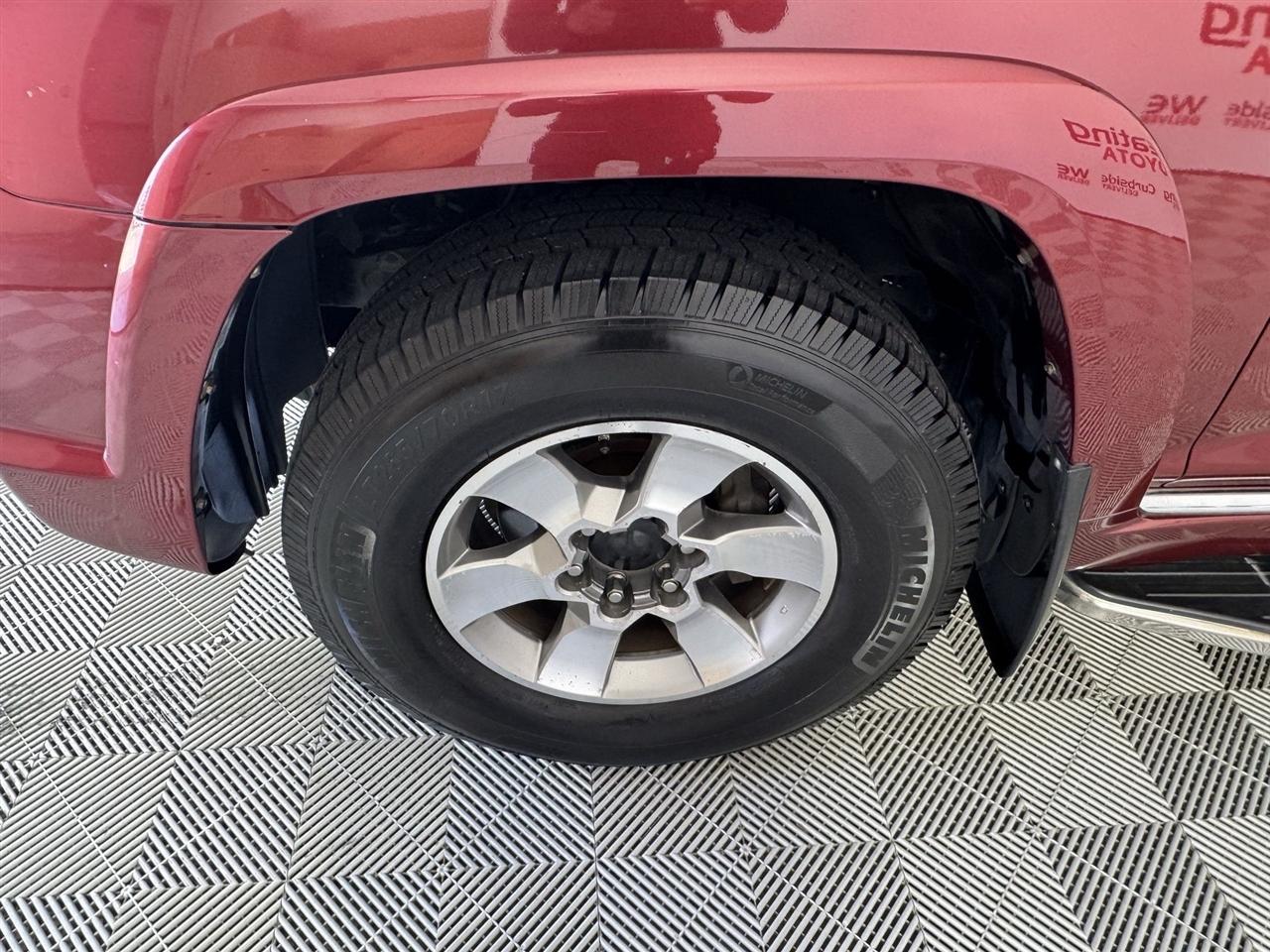 Toyota 4Runner SR5 4WD 2012