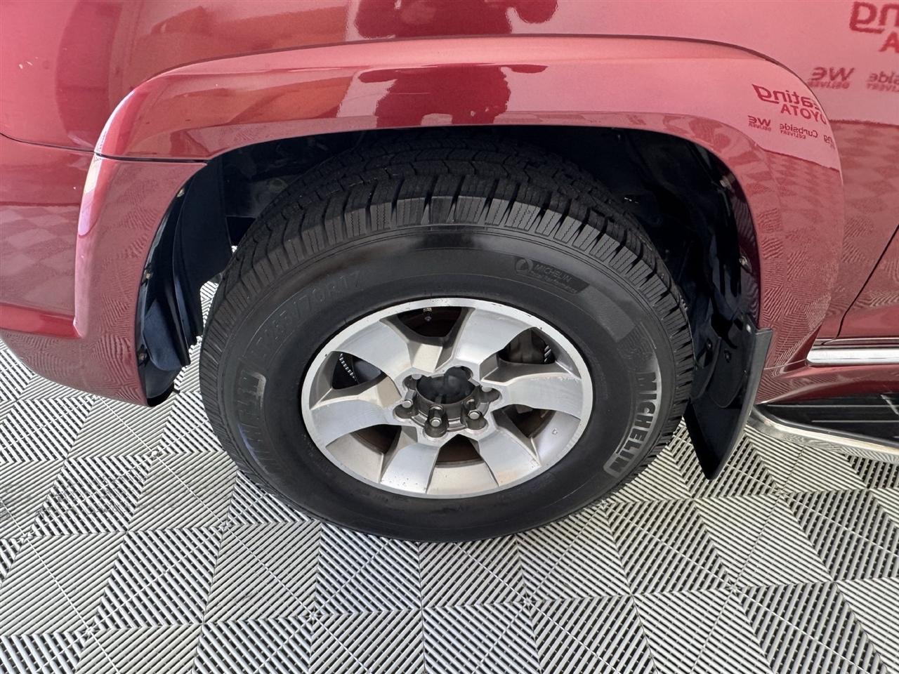 Toyota 4Runner SR5 4WD 2012