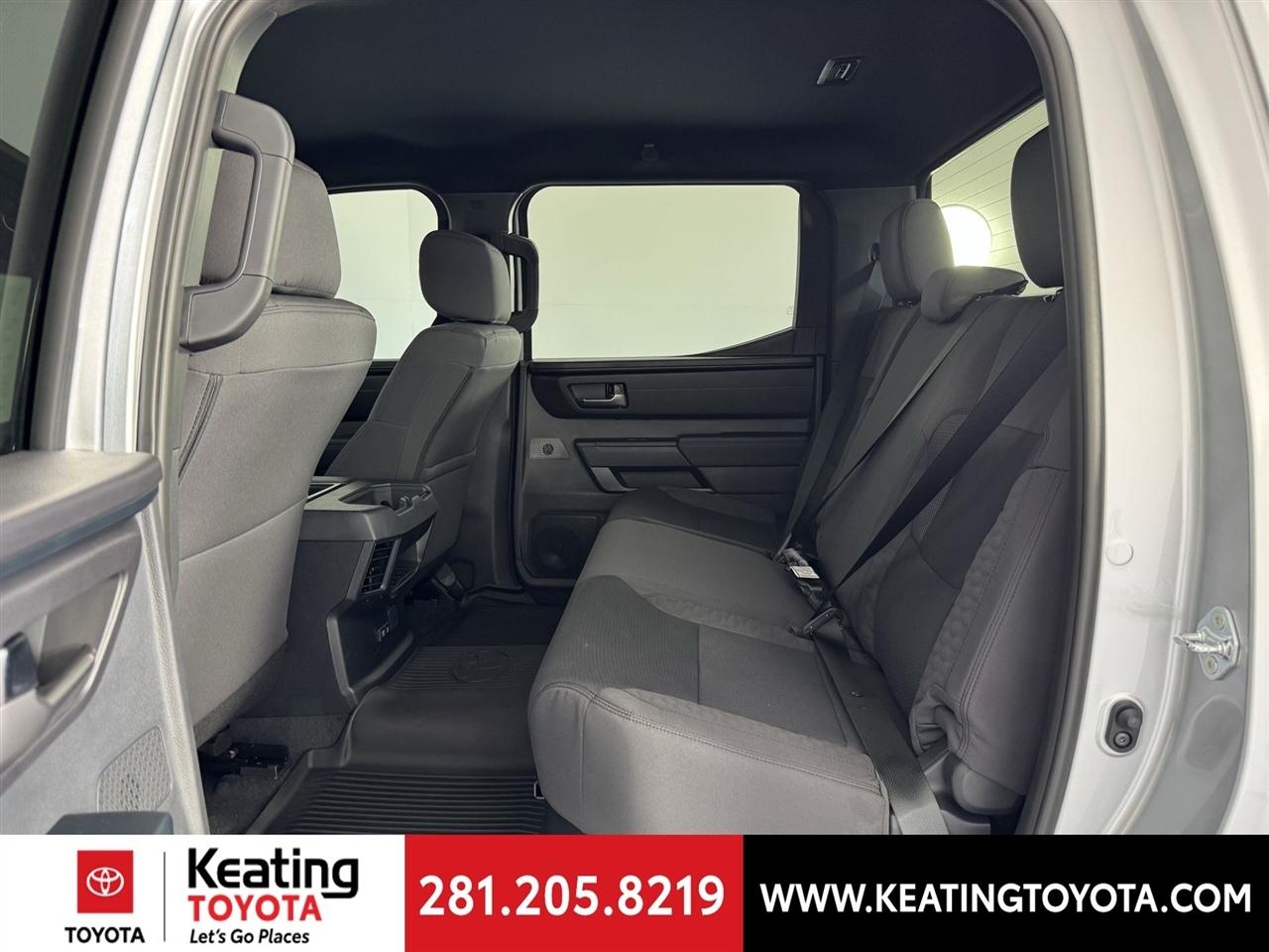 Toyota Tundra SR5 CrewMax 2WD 2026