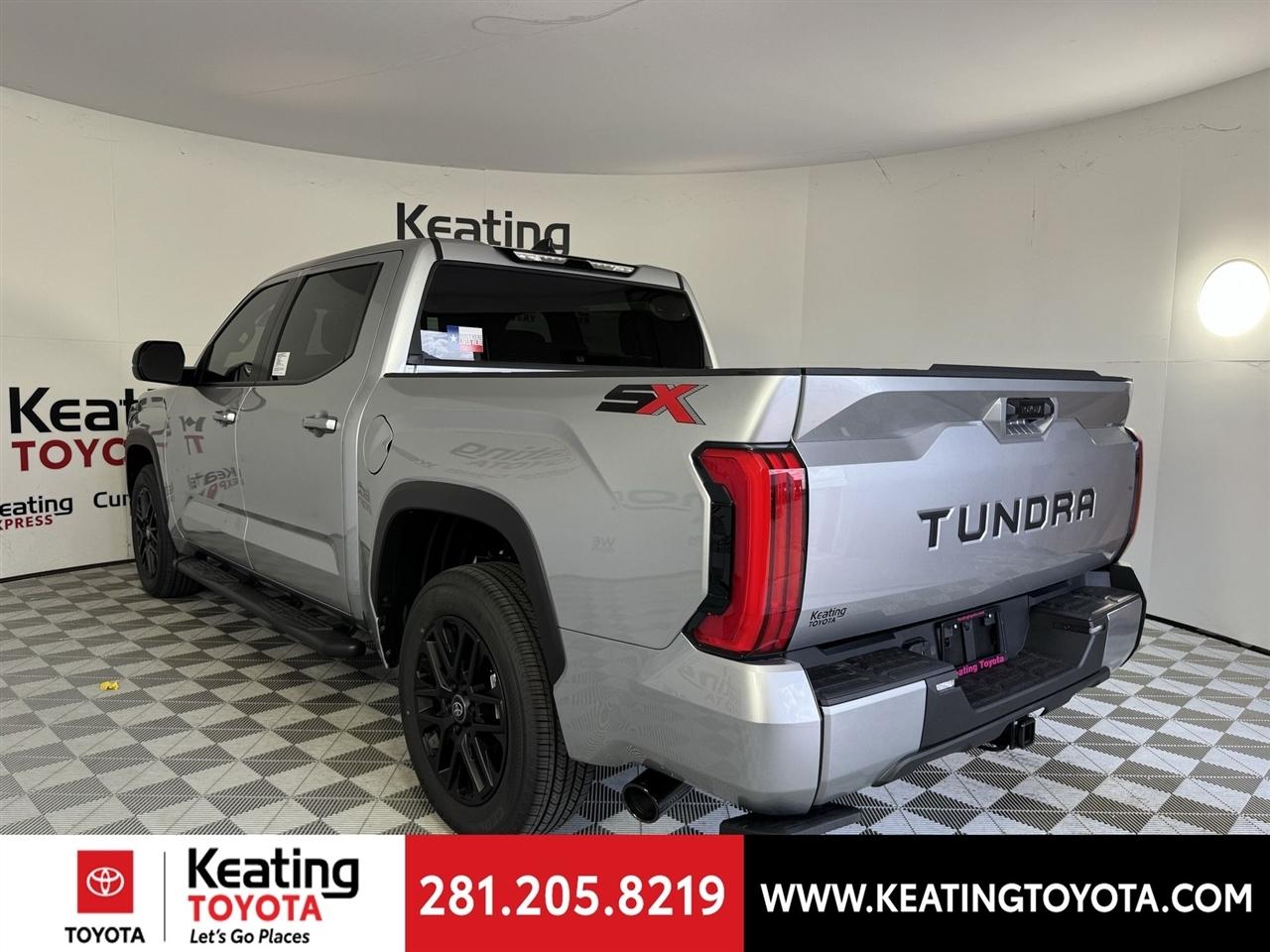 Toyota Tundra SR5 CrewMax 2WD 2026