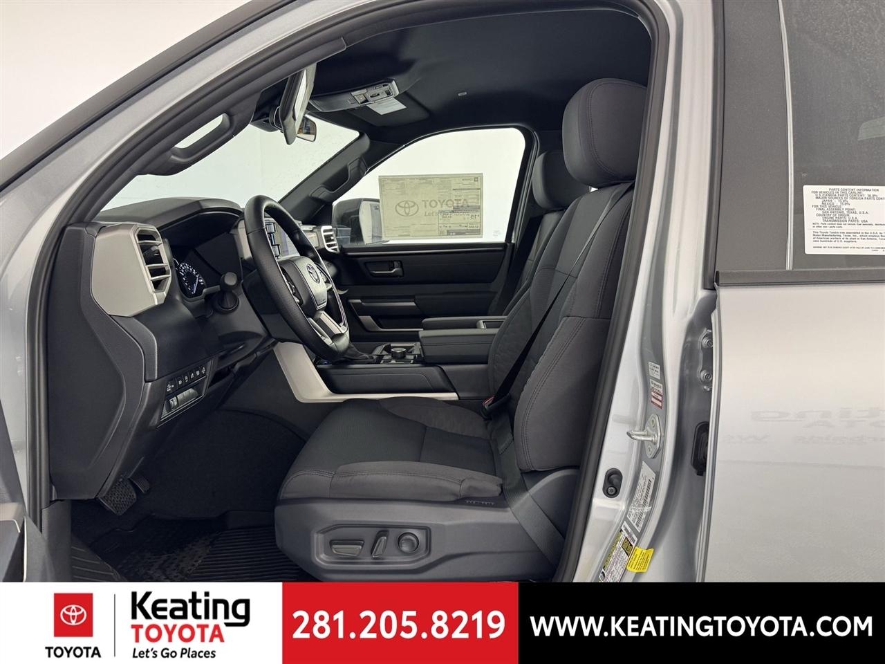 Toyota Tundra SR5 CrewMax 4WD 2026