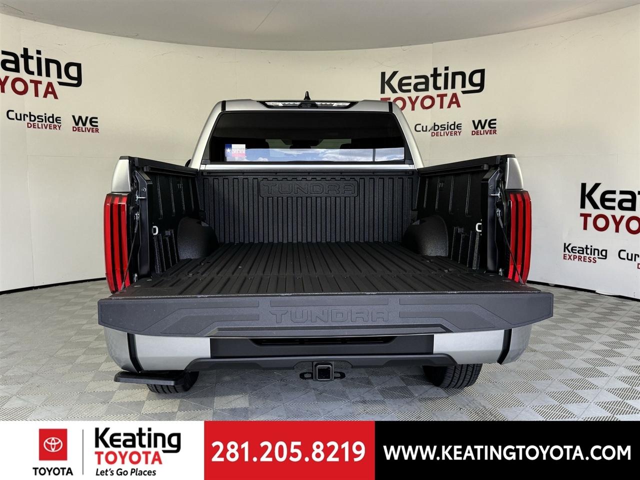 Toyota Tundra SR5 CrewMax 2WD 2026
