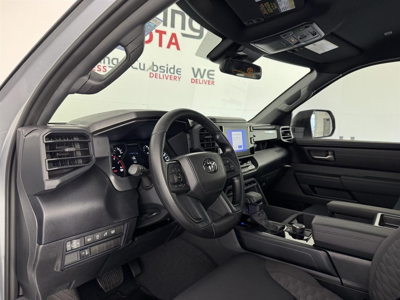 Toyota Tundra SR5 CrewMax 2WD 2026