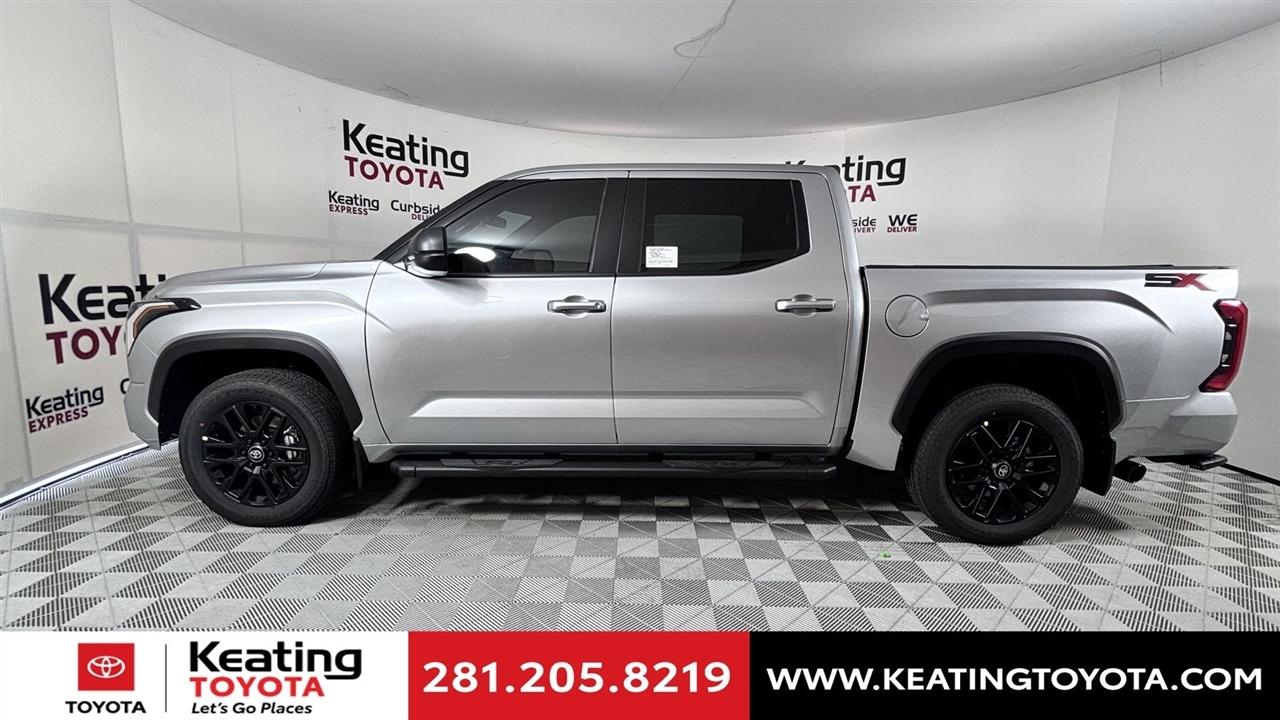 Toyota Tundra SR5 CrewMax 2WD 2026
