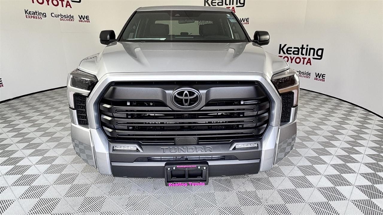 Toyota Tundra SR5 CrewMax 2WD 2026