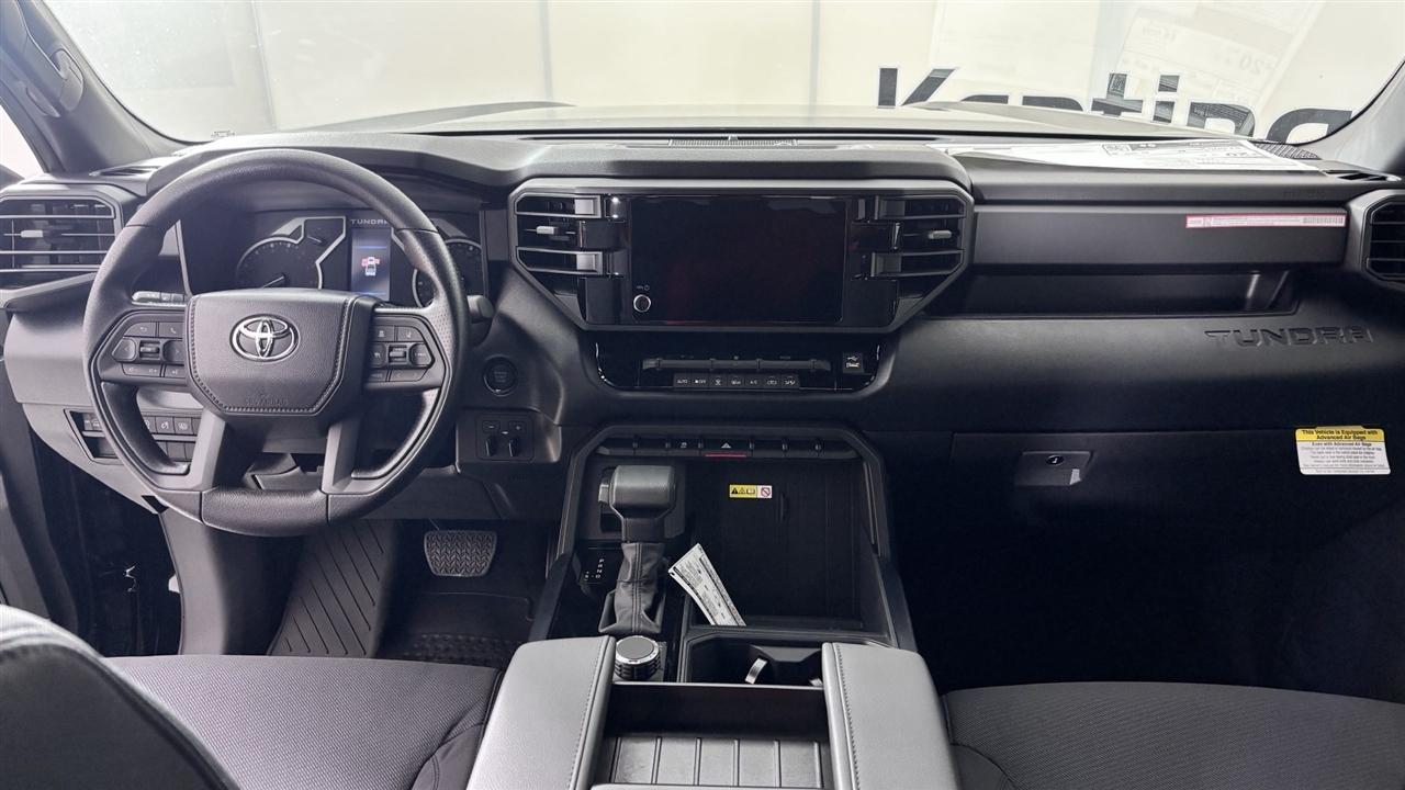 Toyota Tundra SR5 CrewMax 2WD 2026