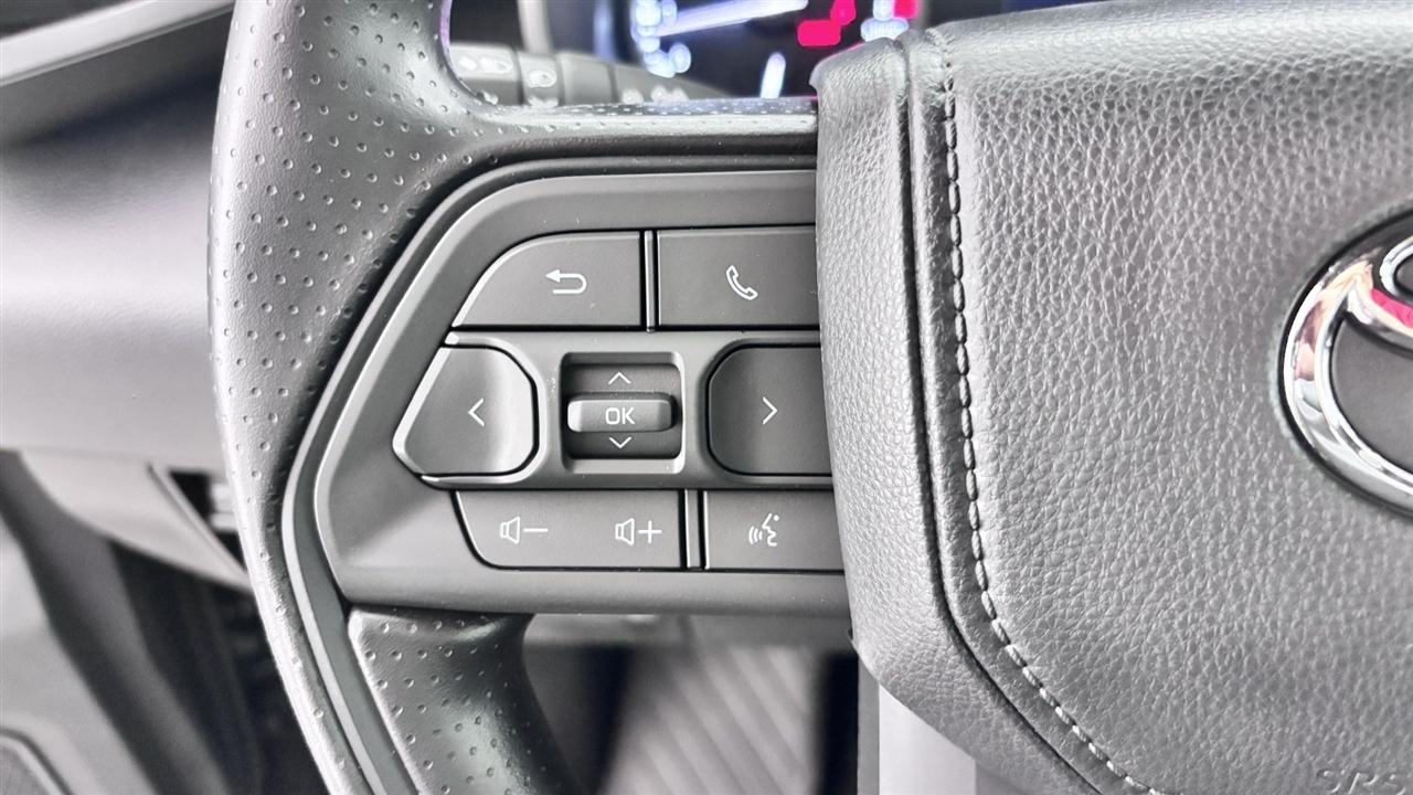 Toyota Tundra SR5 CrewMax 2WD 2026