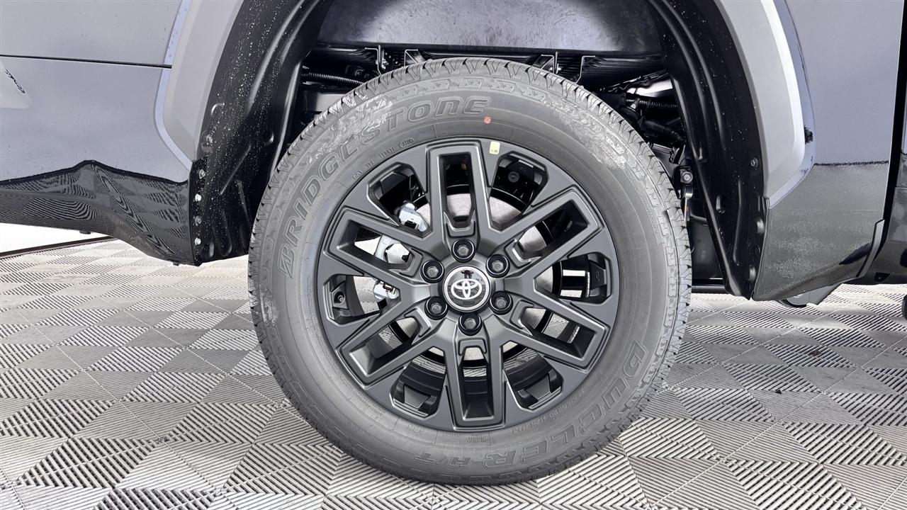 Toyota Tundra SR5 CrewMax 2WD 2026