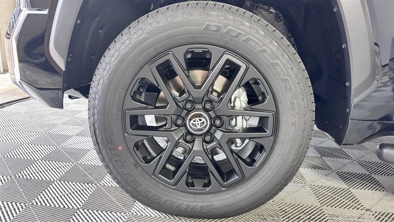 Toyota Tundra SR5 CrewMax 2WD 2026
