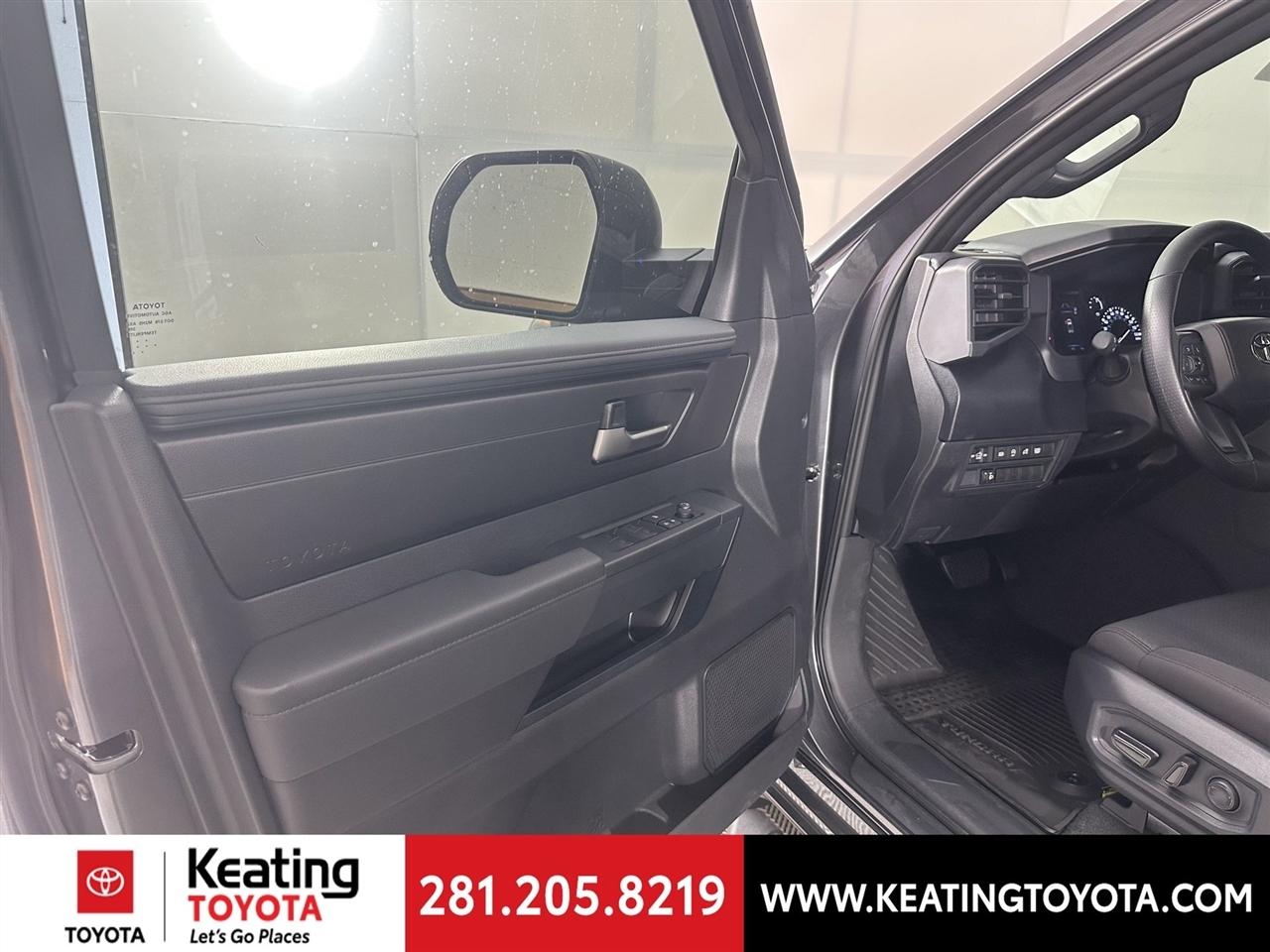Toyota Tundra SR5 CrewMax 2WD 2026