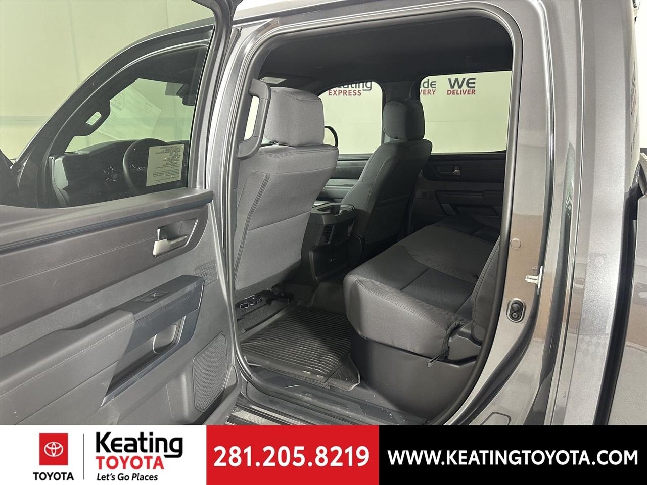 Toyota Tundra SR5 CrewMax 2WD 2026